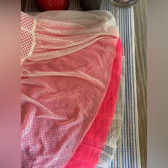 We Are HAH Long Skit Womens Size M/L Beige/ Pink Lace Tulle Pockets - Picture 9 of 15